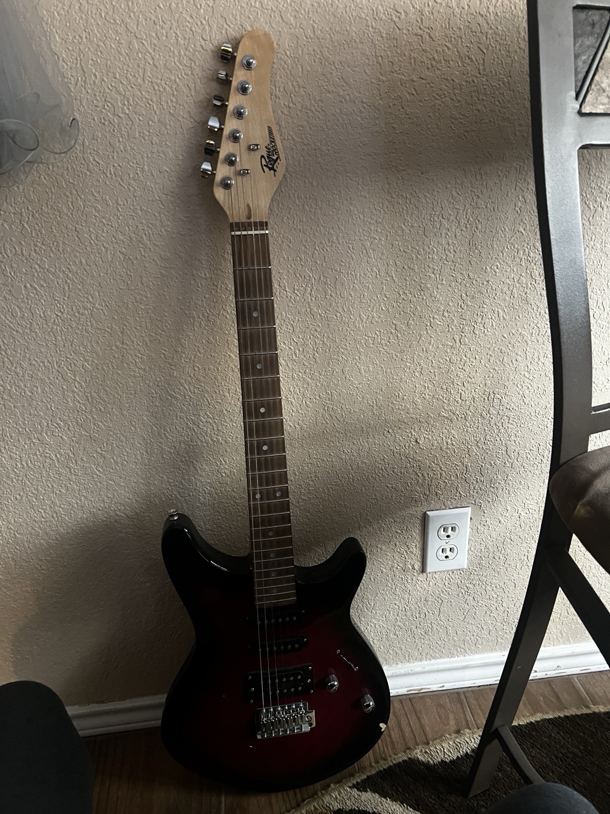 Fender Rogue Rockstar Electric Guitar
