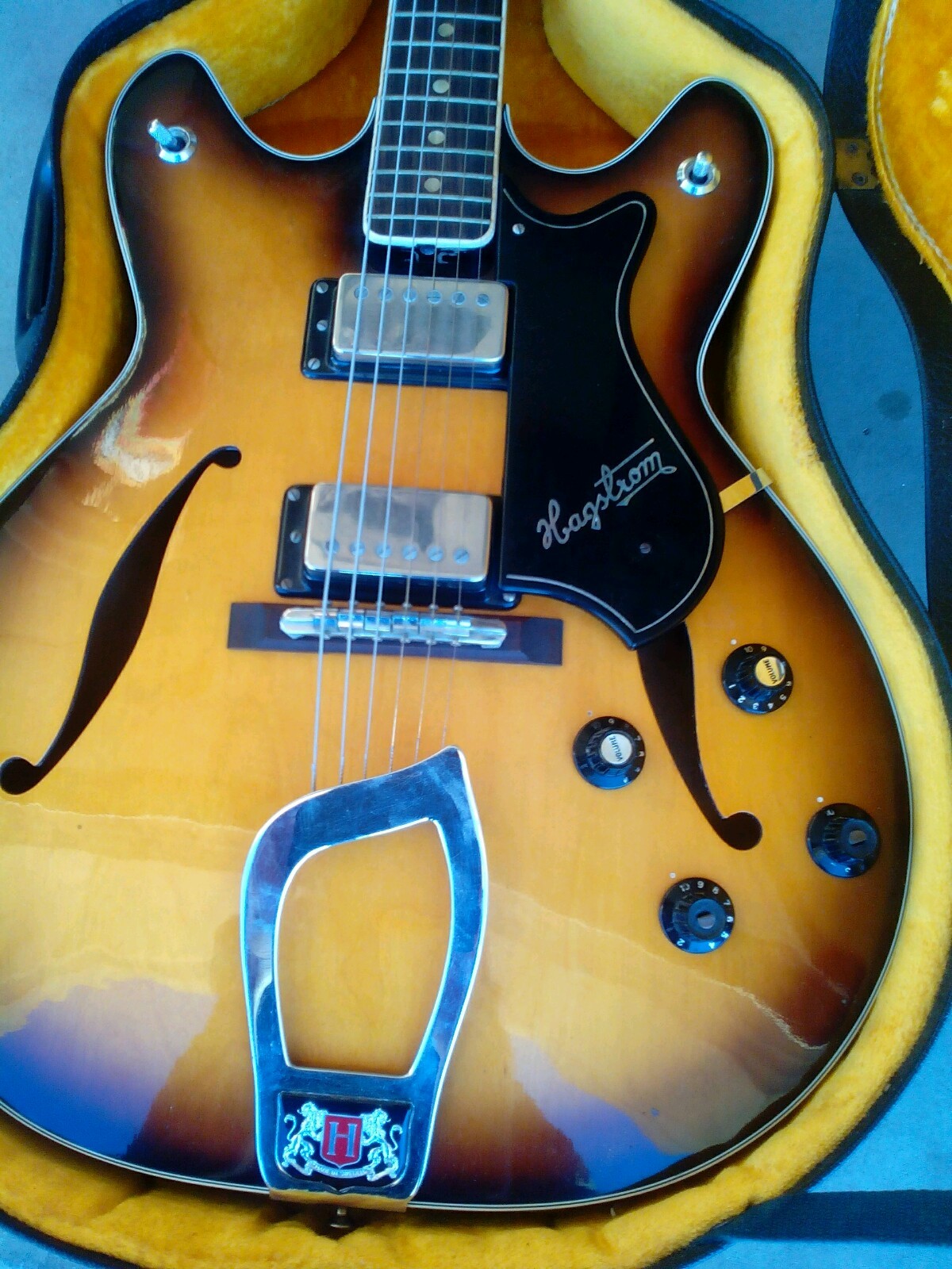 Hagstrom Vintage Viking Guitar