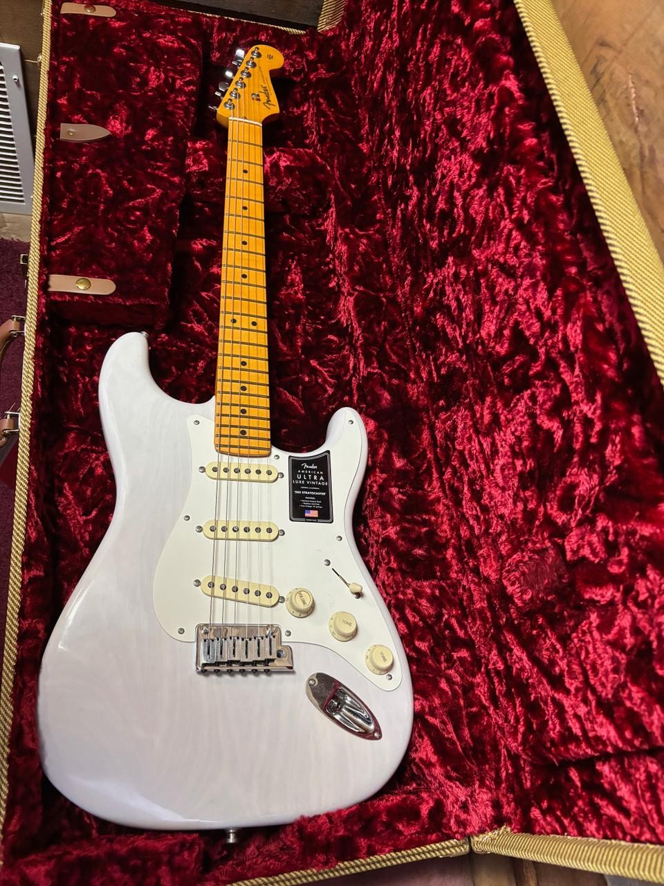 Fender American Ultra Luxe Vintage 50’s Strat MB White Blonde w/case