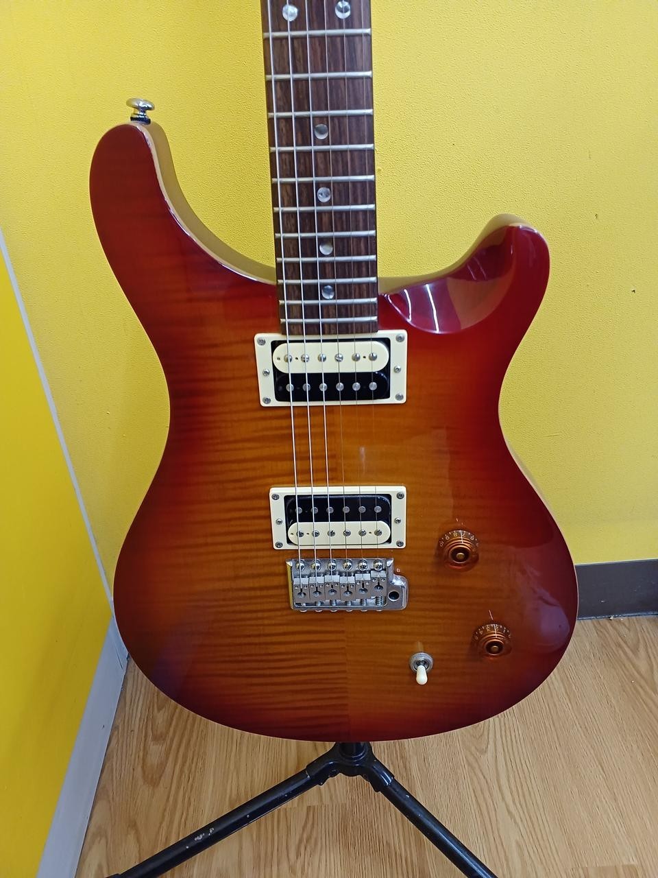 [PRS] SE CUSTOM 22 Used 2008 Mahoganybody Mapleneck Rosewoodfingerboard Gig case