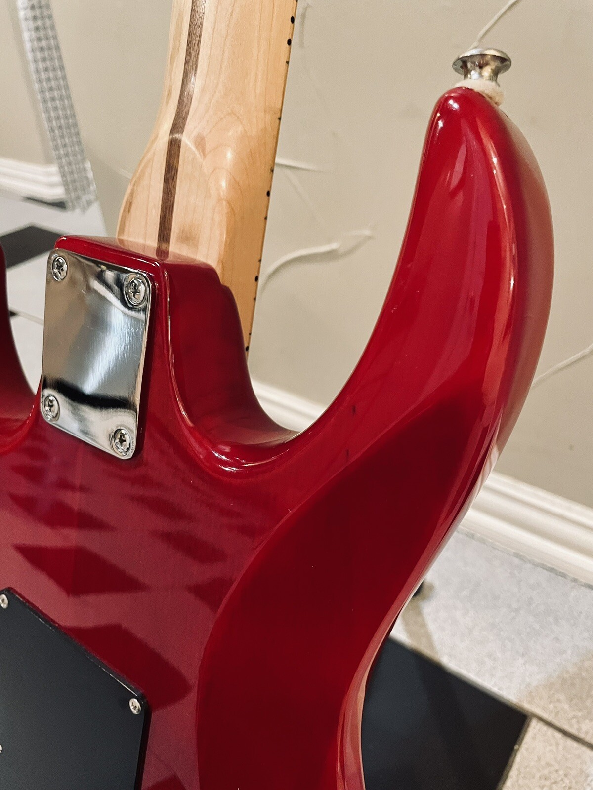 1993 Ibanez XT 170 Super Strat Guitar HSH Maple Body Trans Red Grover Tuners