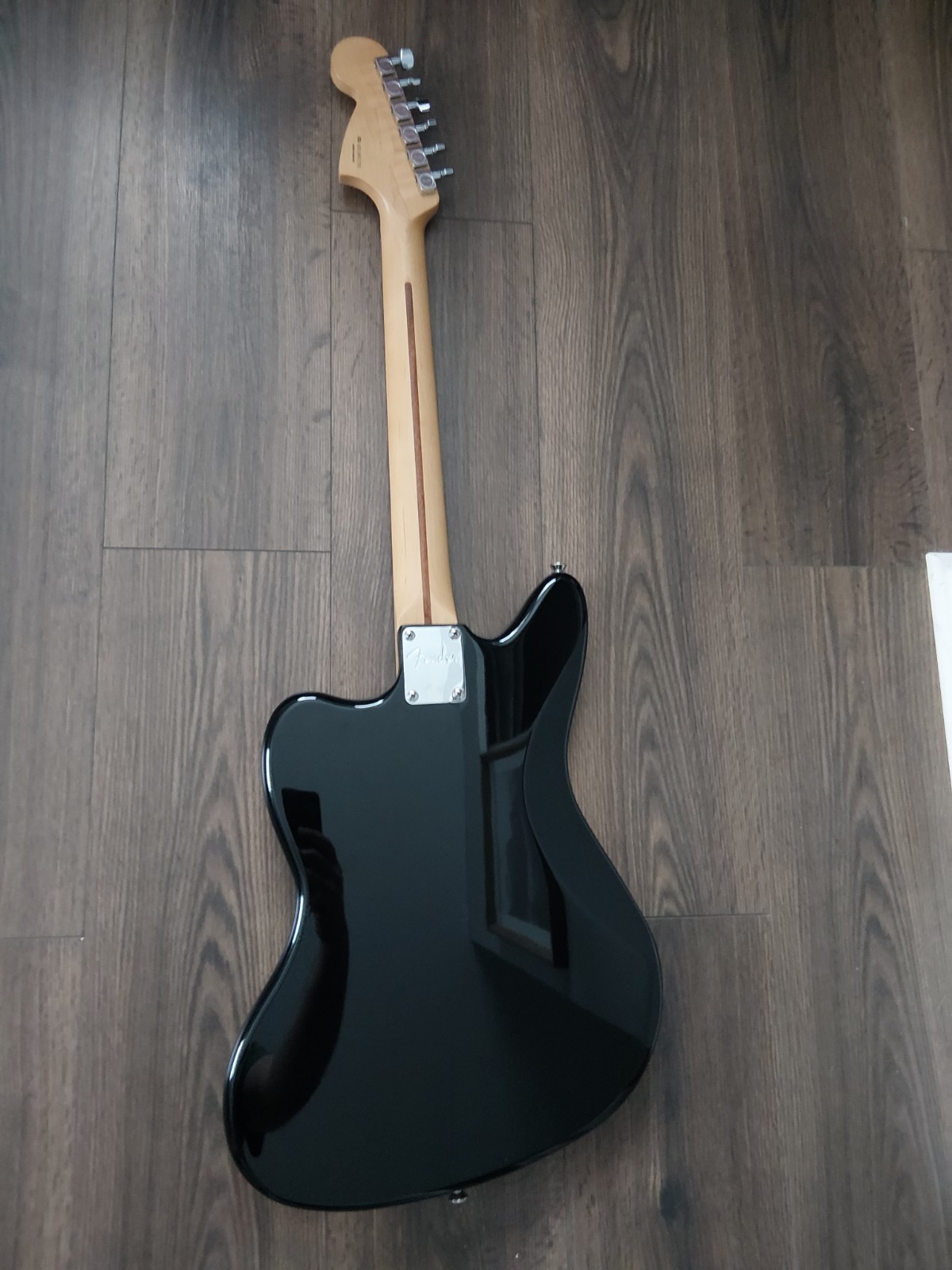 Fender Jaguar – Vintage Style With Pau Ferro Neck – Made In Mexio