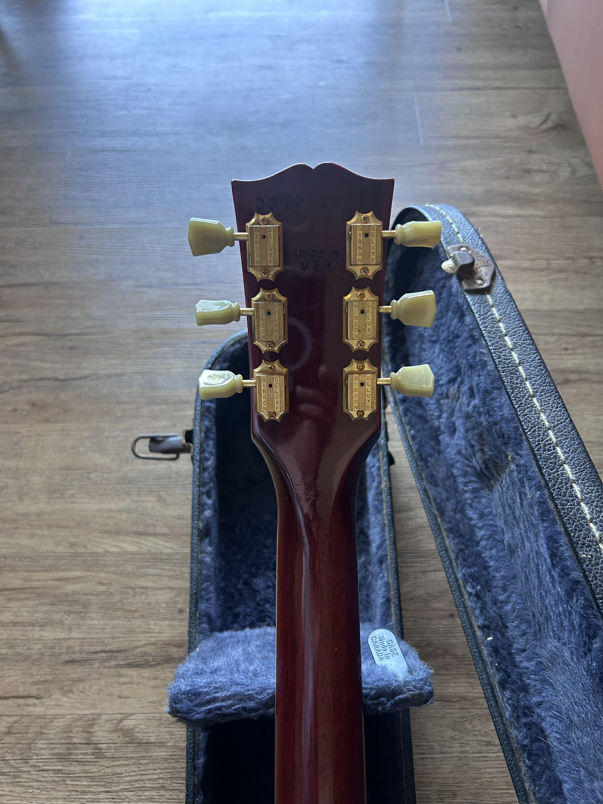 Gibson Guitar Of The Week #14 Les Paul Classic Antique 2007 – Iced Tea Burst