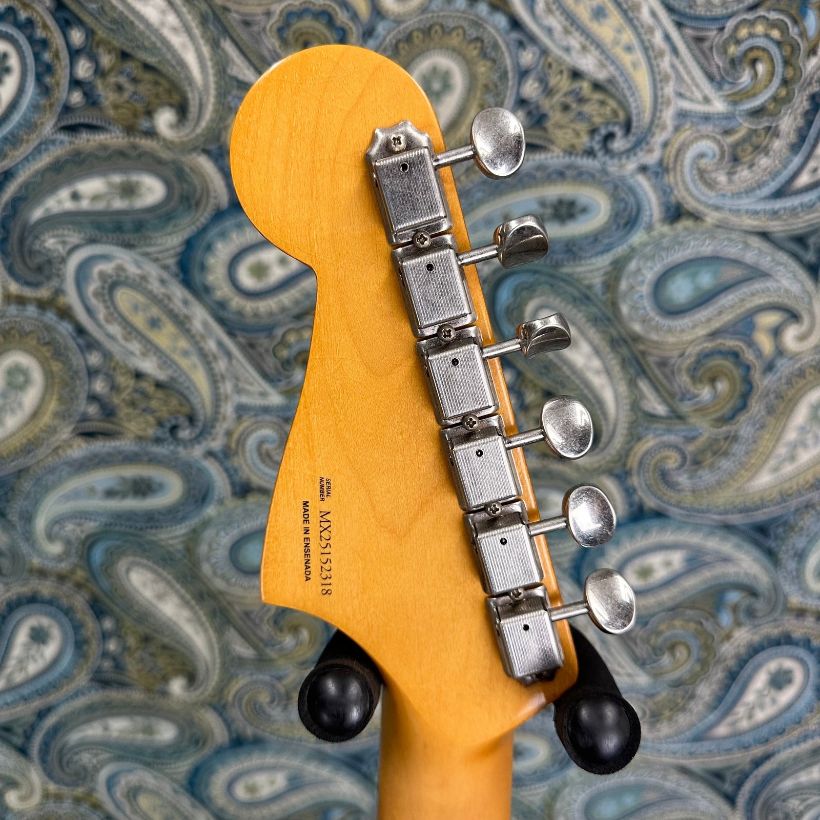 Fender Vintera II Road Worn ’50s Jazzmaster Fiesta Red