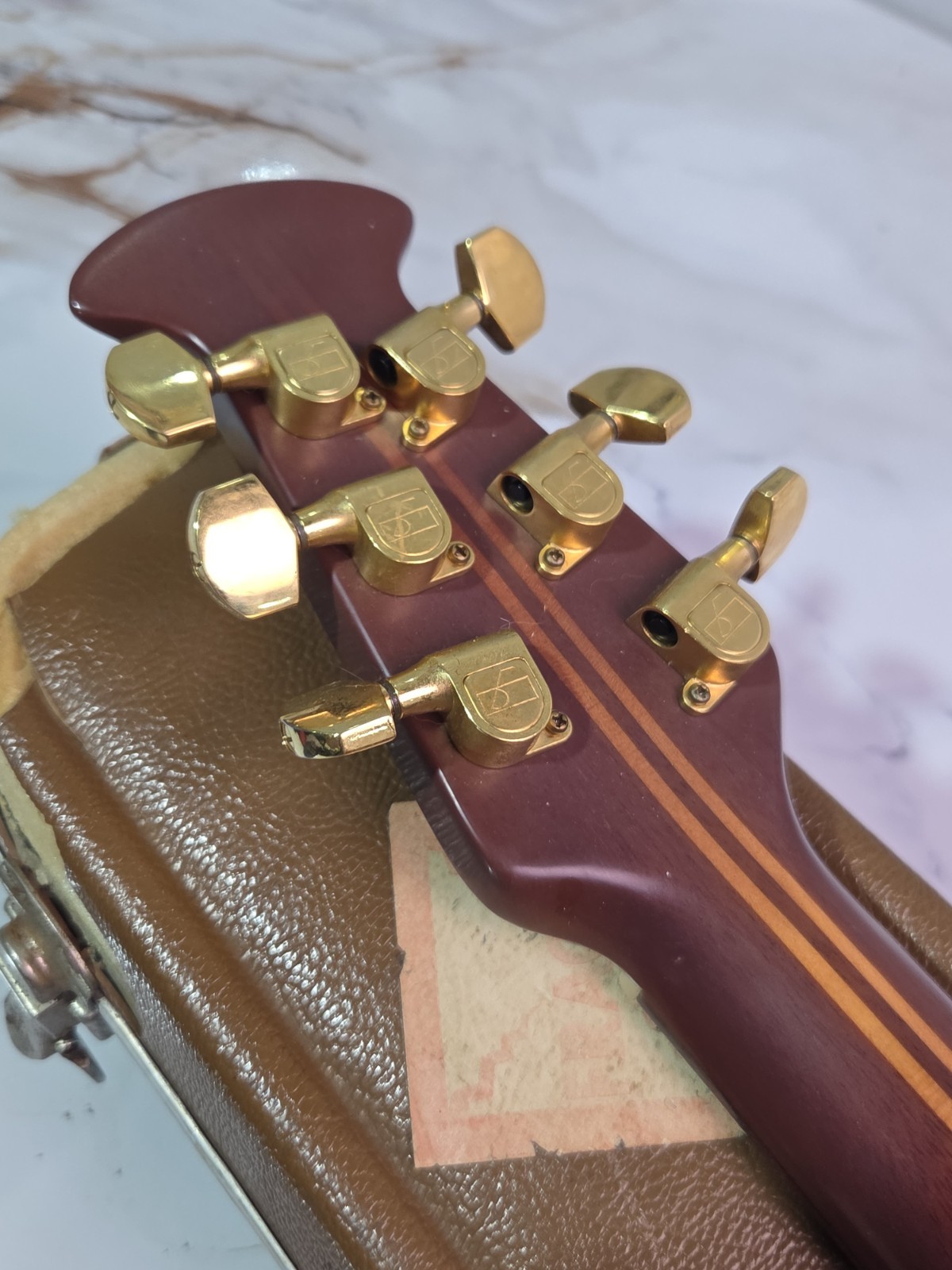 Ovation 85 Collectors Series Owned by Mick Jones FOREIGNER 1985 Sunburst Guitar
