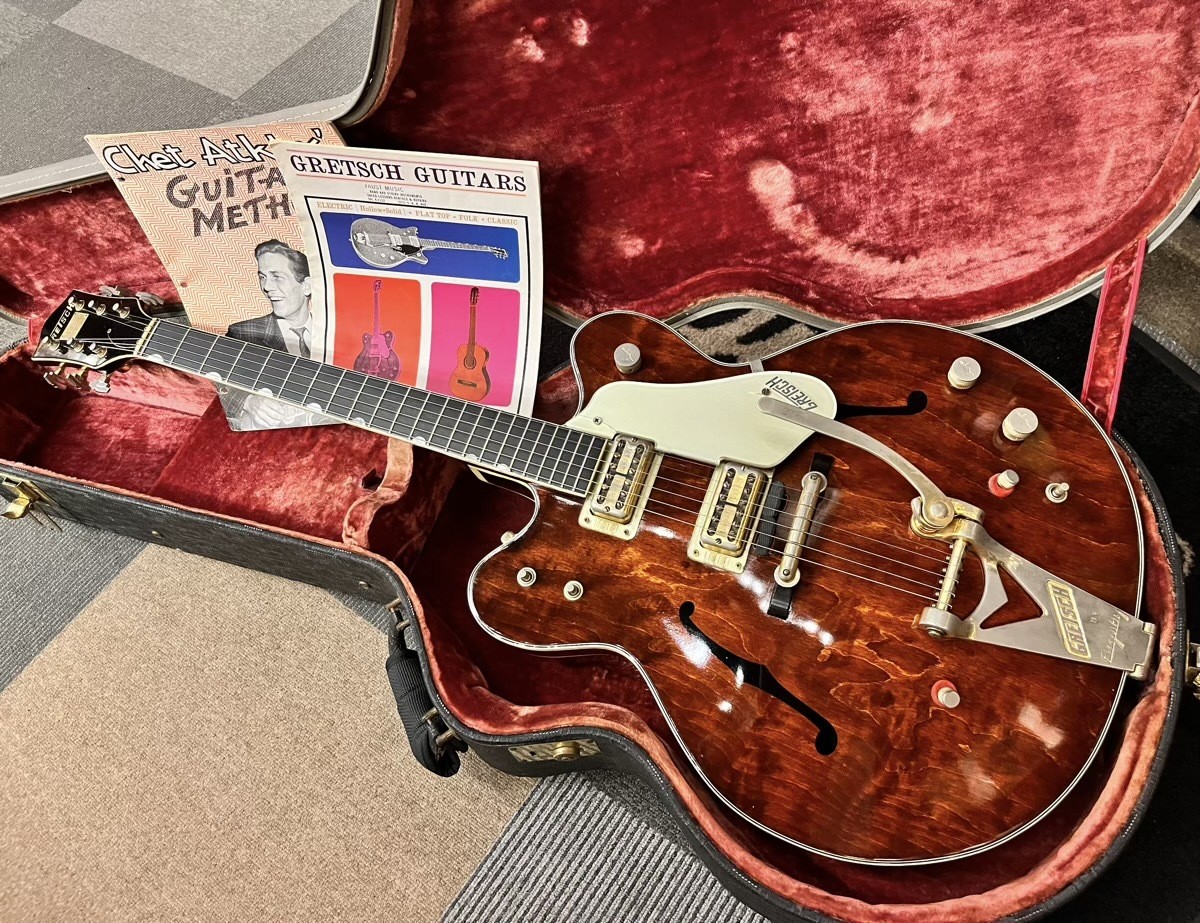 Gretsch 6122 Chet Atkins Country Gentleman 1962 Used Electric Guitar 1962