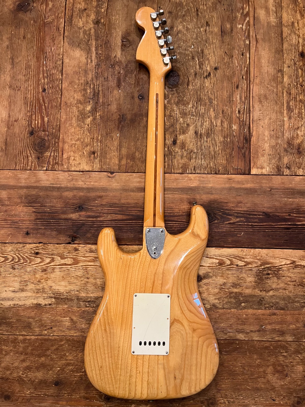 Fernandes Stratocaster Japan 1970’s guitar with case