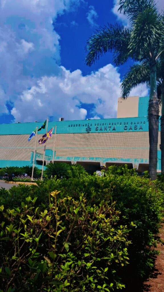 95f4b3eb-14d4-4ae8-a521-c277eb3a9c6a-1-576x1024 Eles cuidam, lutam, salvam vidas e ainda precisam se defender